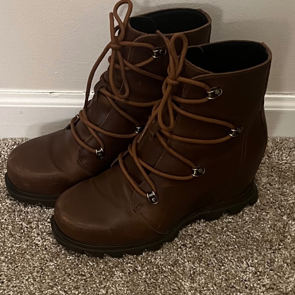Sorel Shoes - Sorel brown boots